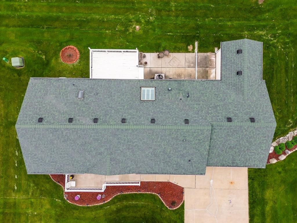 803 Pine Court — photo 42