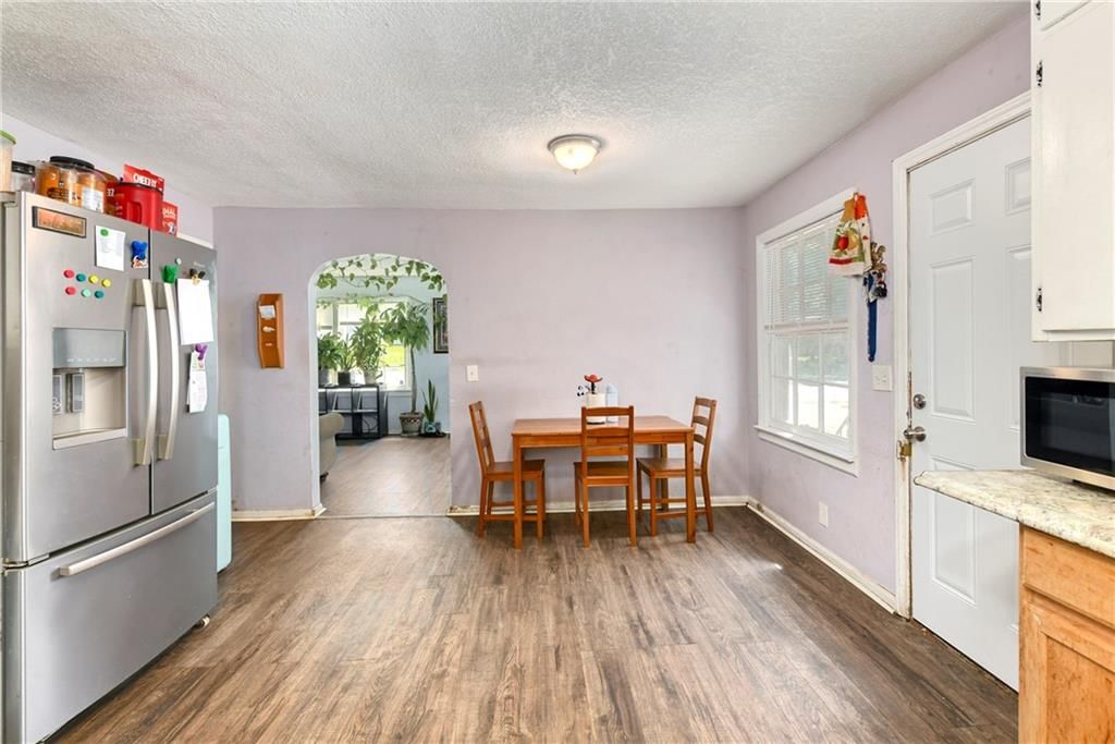 3204 S Sterling Avenue — photo 11