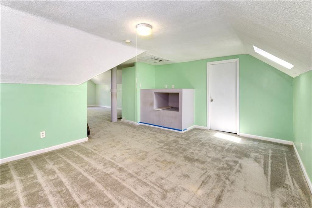 3204 S Sterling Avenue — photo 24
