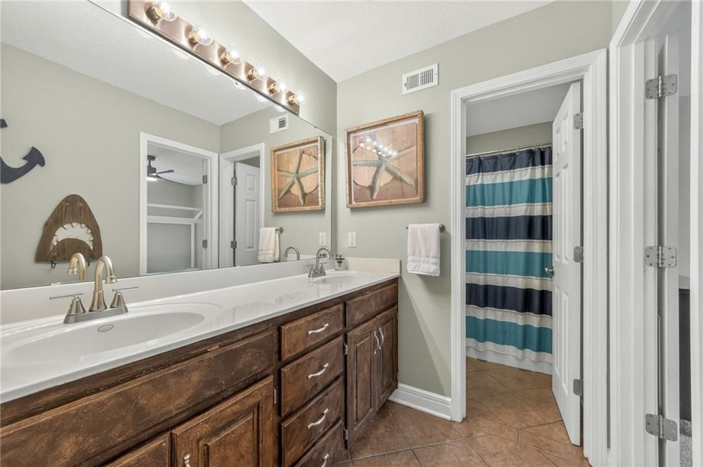 8824 N Farley Avenue — photo 35
