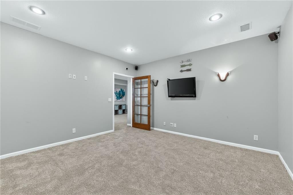 8824 N Farley Avenue — photo 39