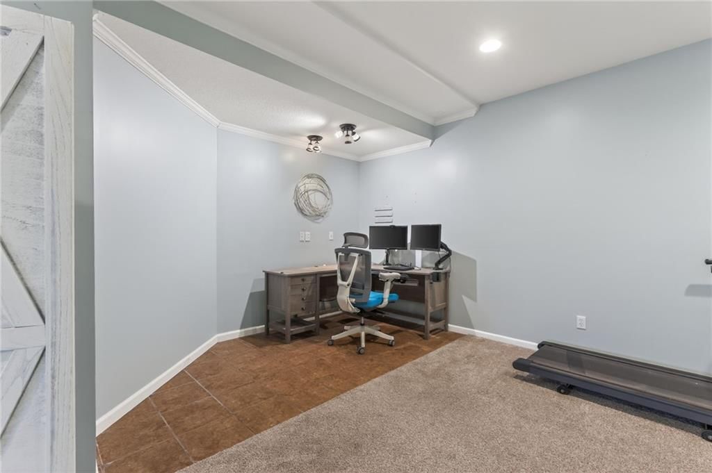 8824 N Farley Avenue — photo 41