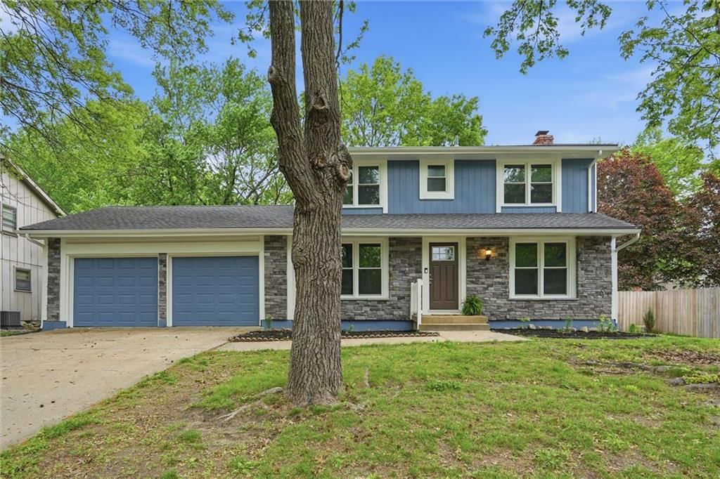 1021 S Clairborne Road — photo 2