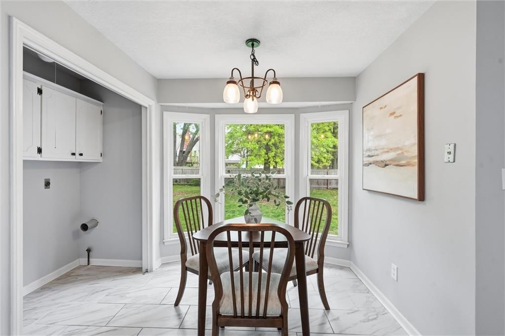 1021 S Clairborne Road — photo 10