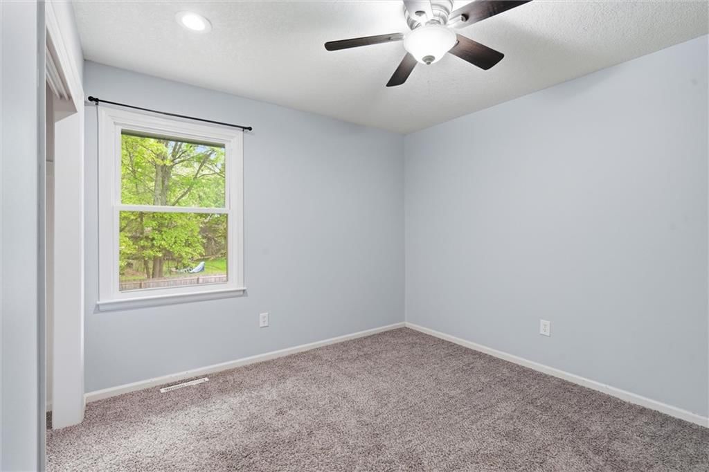 1021 S Clairborne Road — photo 20