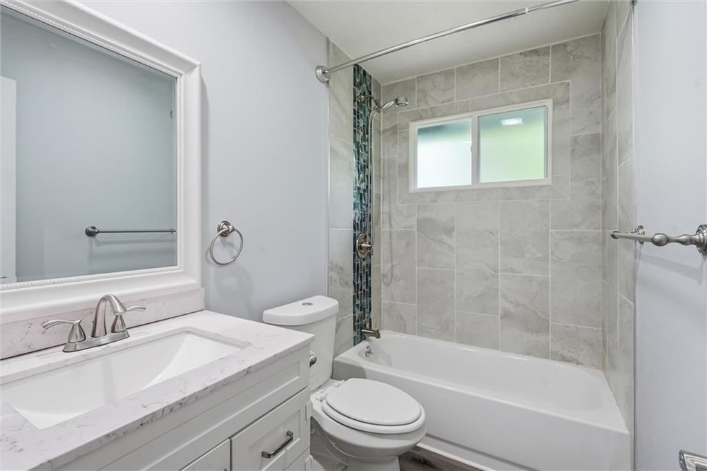 1021 S Clairborne Road — photo 21
