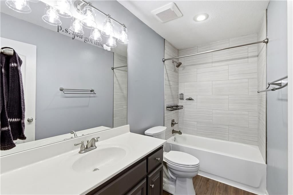 715 Iron Horse Drive — photo 14