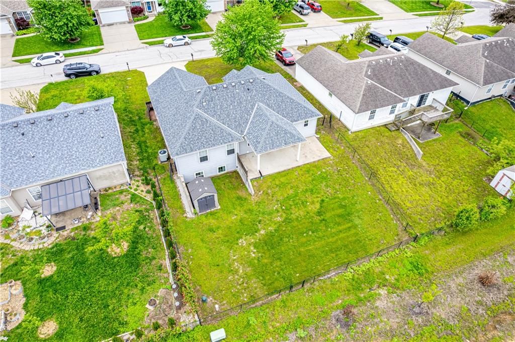 715 Iron Horse Drive — photo 32