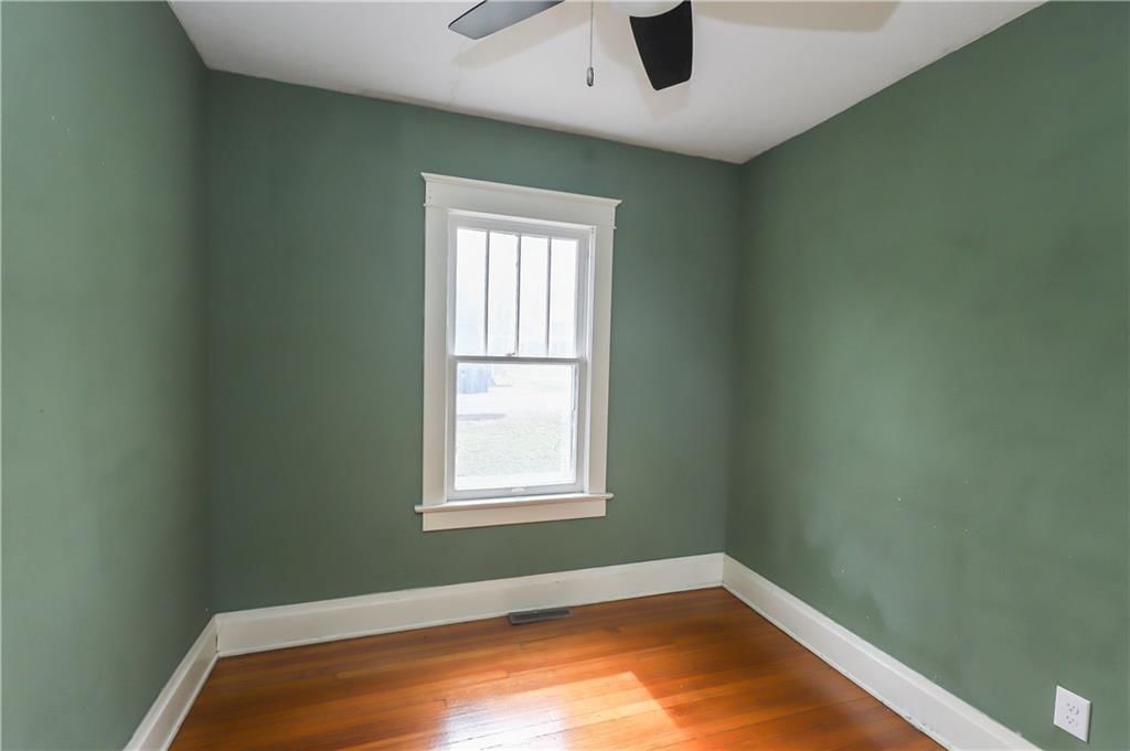 1408 W College Street — photo 11