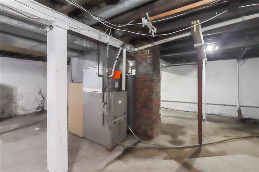 1408 W College Street — photo 25