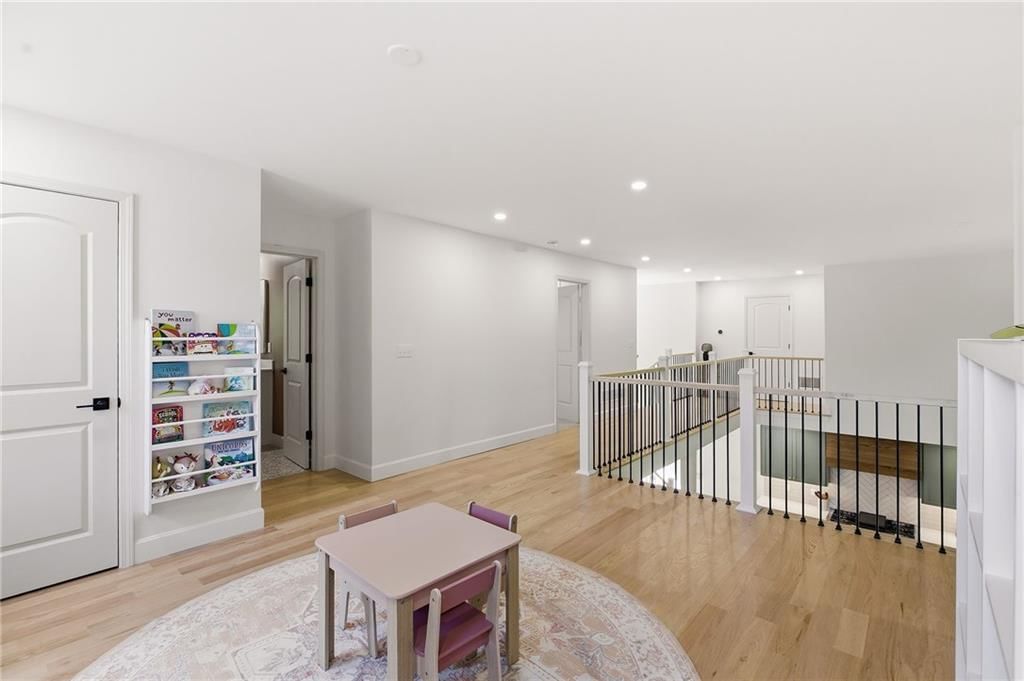 7927 Chadwick Street — photo 31