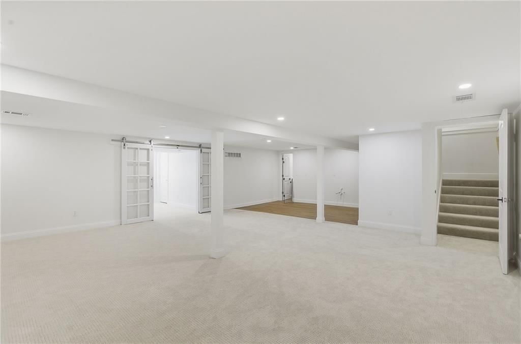 7927 Chadwick Street — photo 43