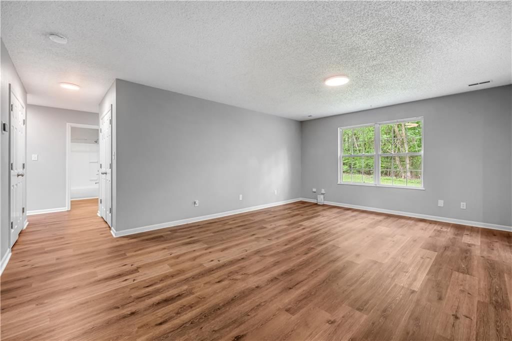 500 Angus Lane — photo 10