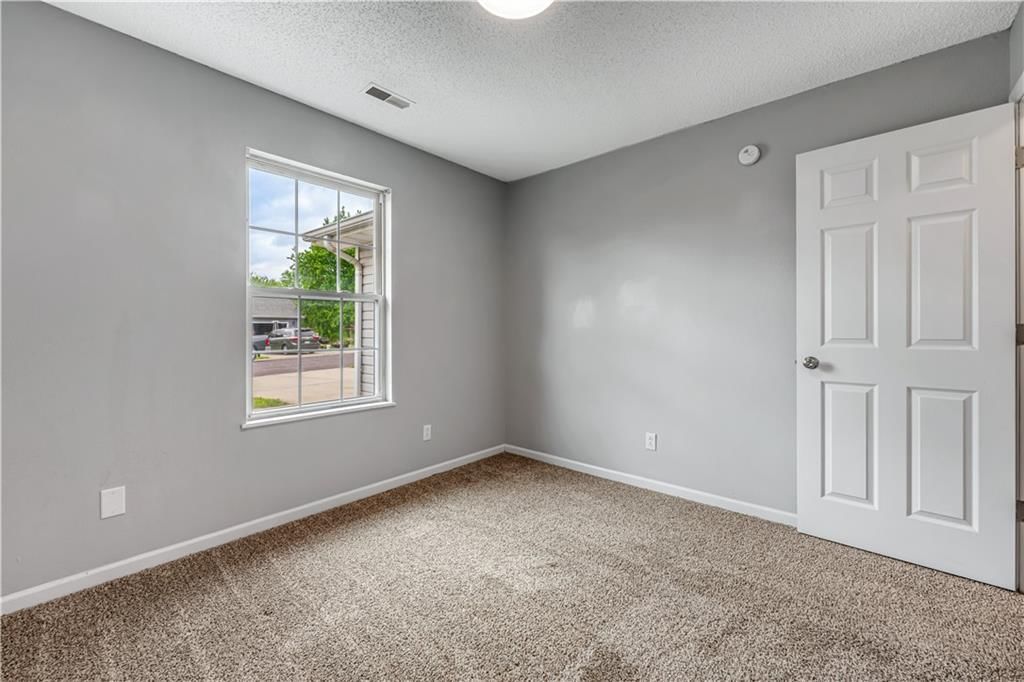 500 Angus Lane — photo 35