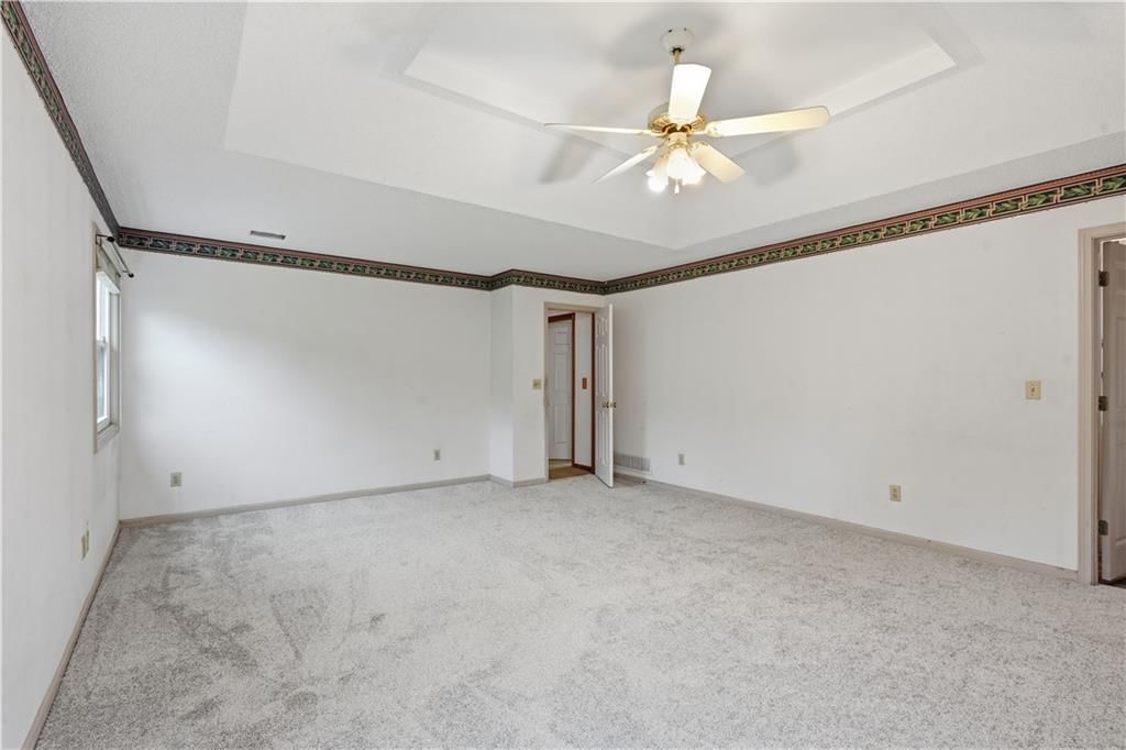 12200 Cherry Street — photo 17