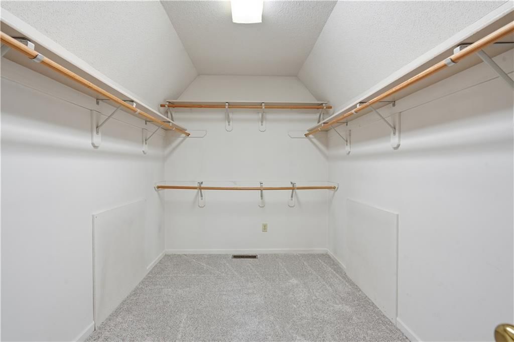 12200 Cherry Street — photo 20