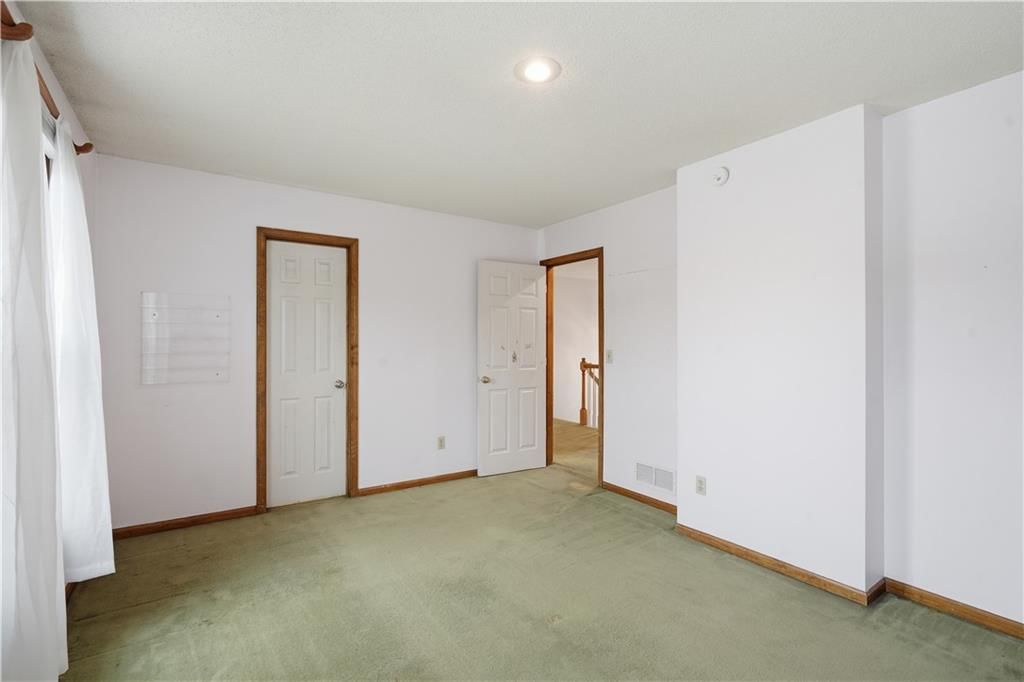12200 Cherry Street — photo 24