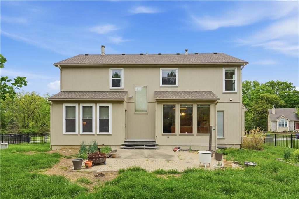 12200 Cherry Street — photo 31