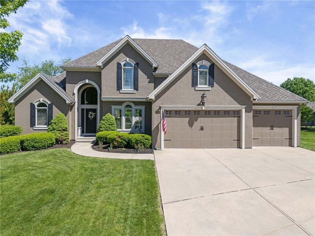 6112 NW 101st Court, Kansas City, MO