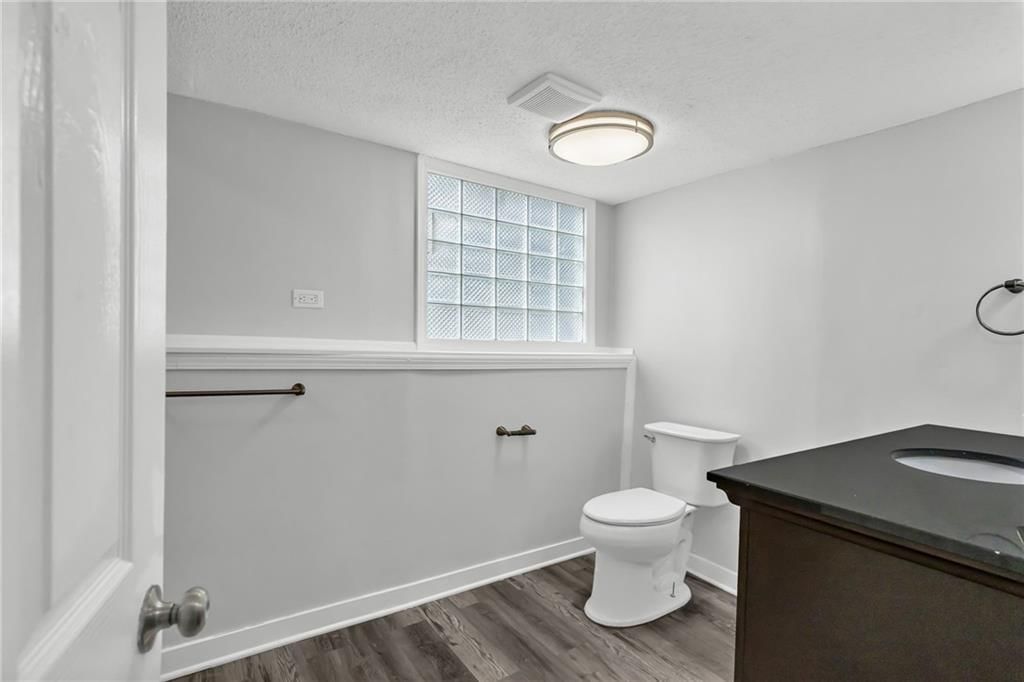 604 NW Carroll Drive — photo 21