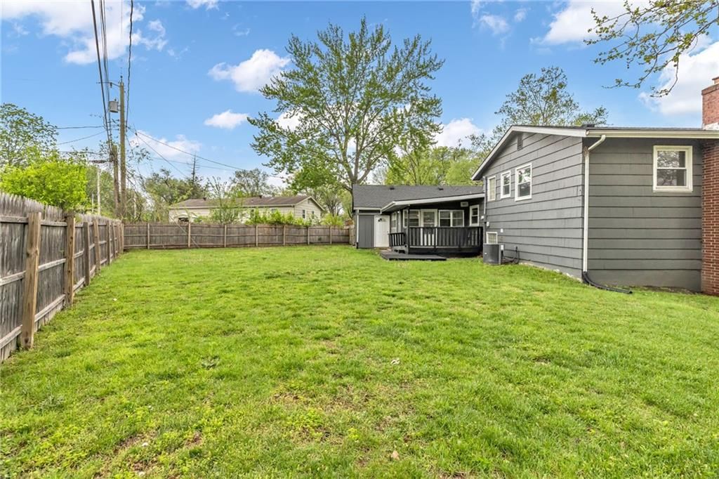604 NW Carroll Drive — photo 25