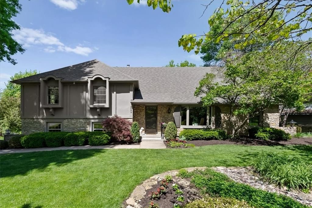 9029 High Drive, Leawood, KS