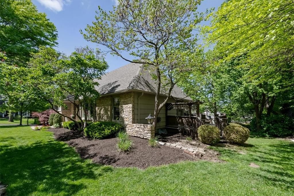 9029 High Drive — photo 4