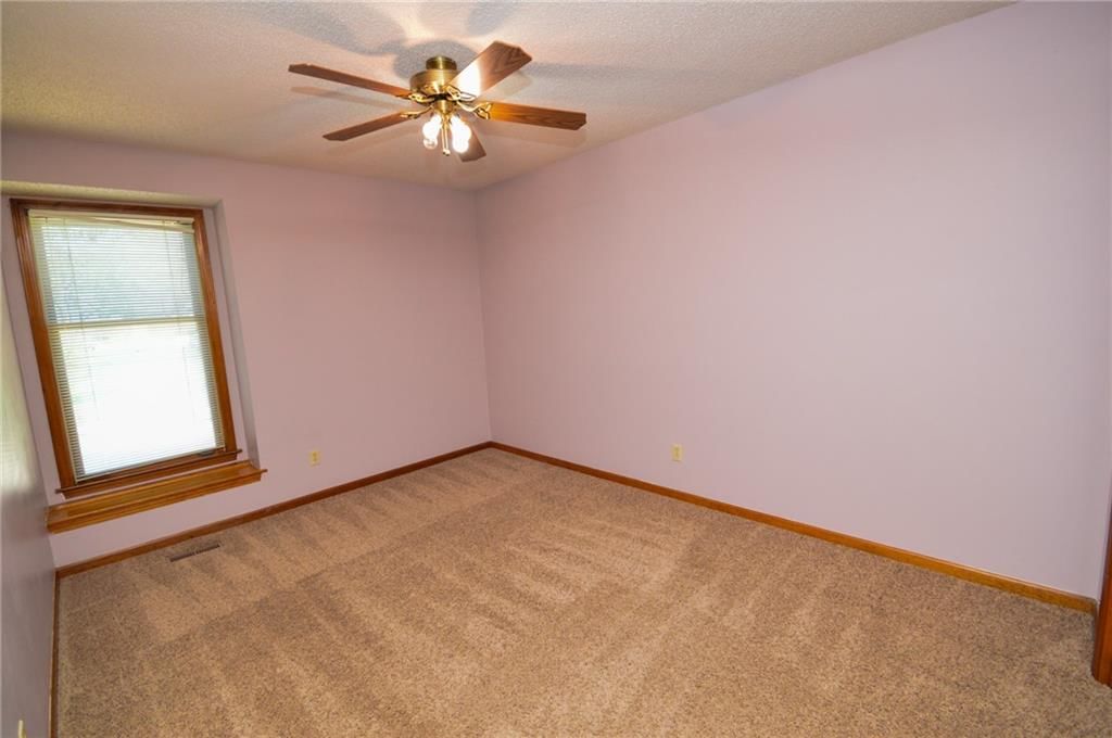 16100 W 147TH Terrace — photo 41