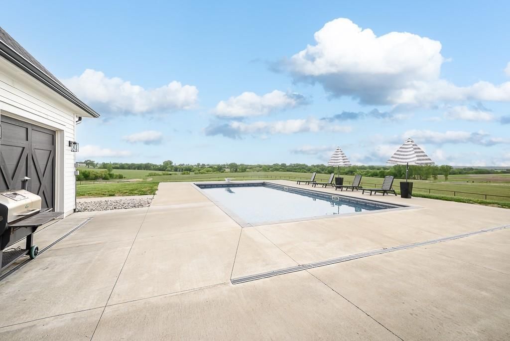 22852 Dempsey Road — photo 41