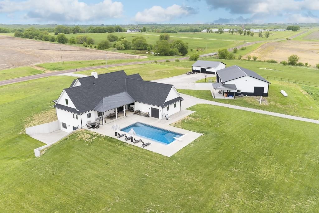 22852 Dempsey Road — photo 44