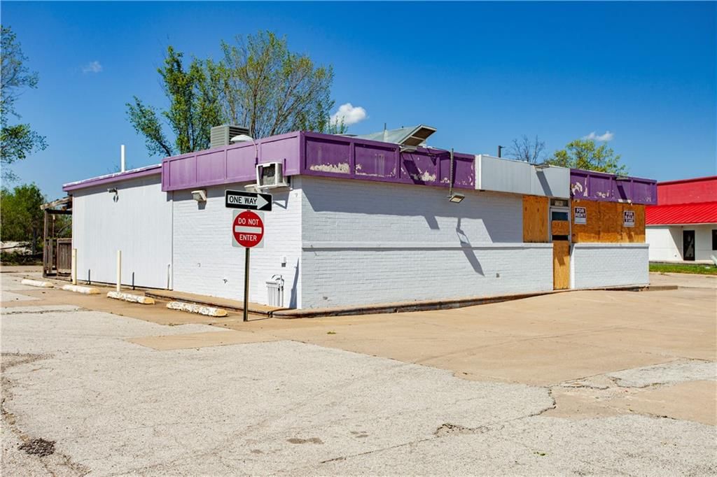 17100 E US 24 highway — photo 2