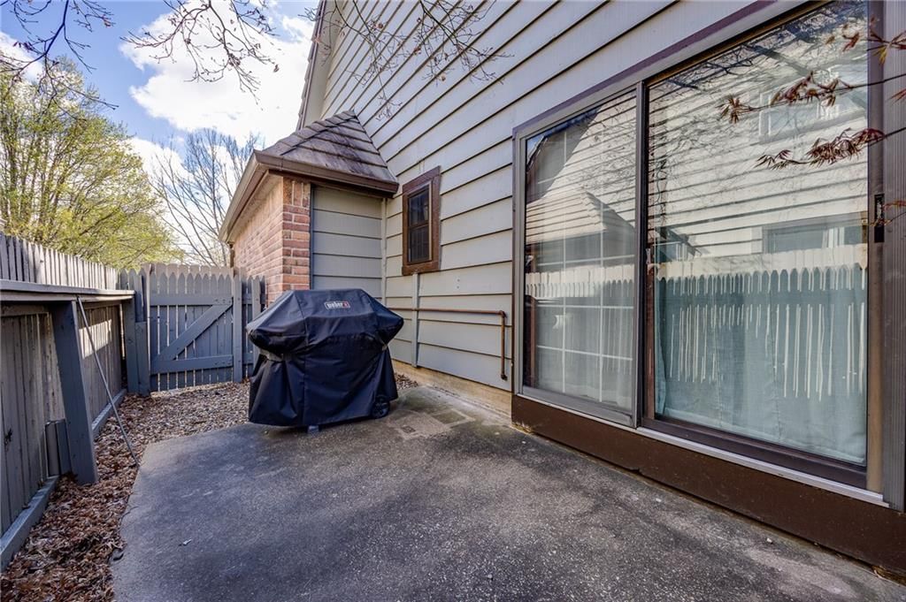 2711 W 24th Terrace — photo 32