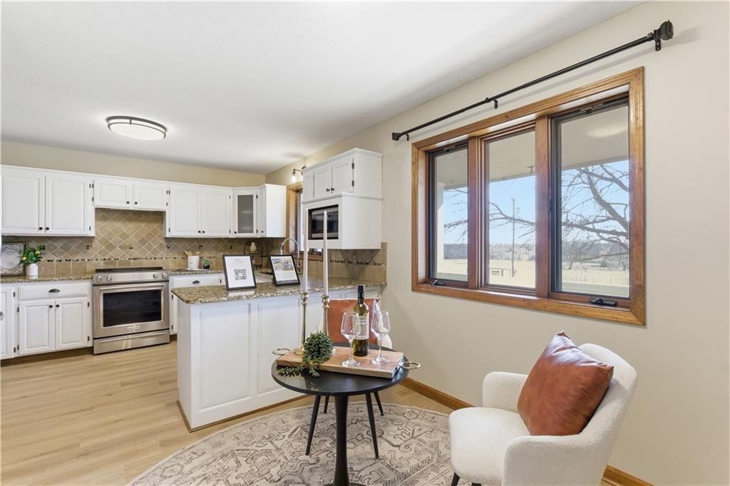 3910 Carter Drive — photo 4