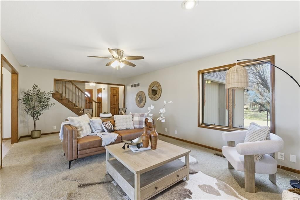 3910 Carter Drive — photo 9