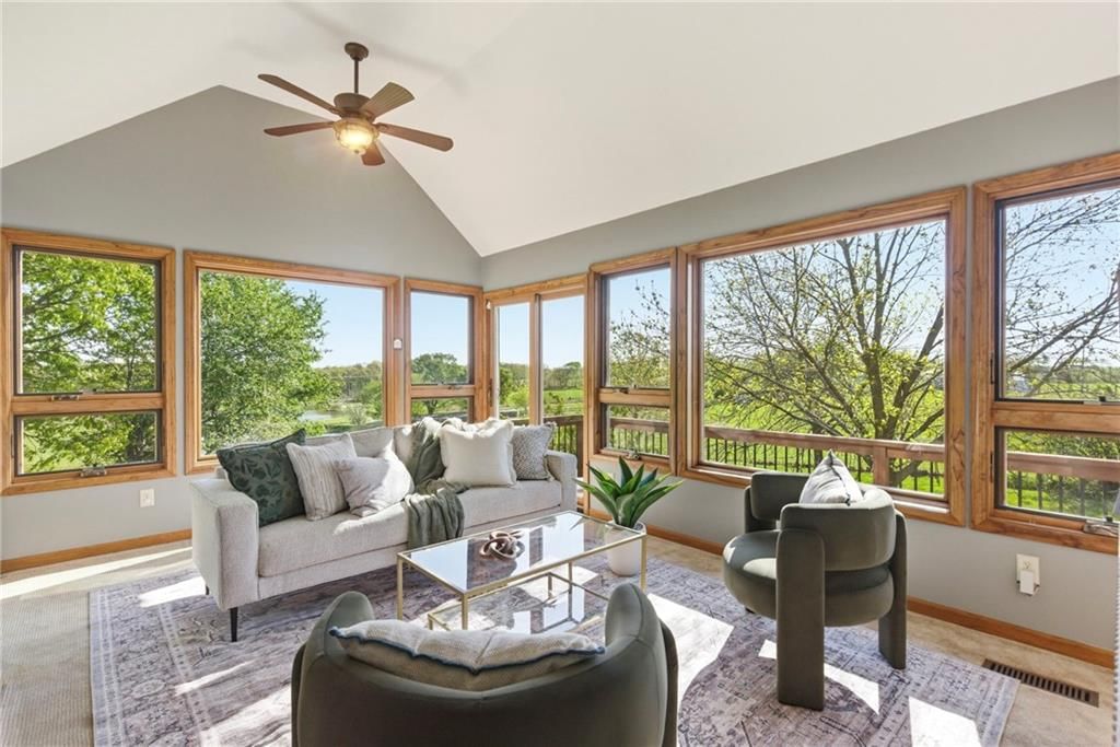 3910 Carter Drive — photo 12