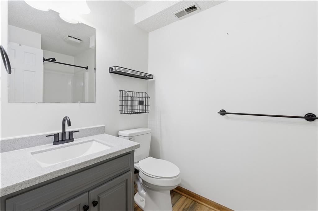 3910 Carter Drive — photo 22
