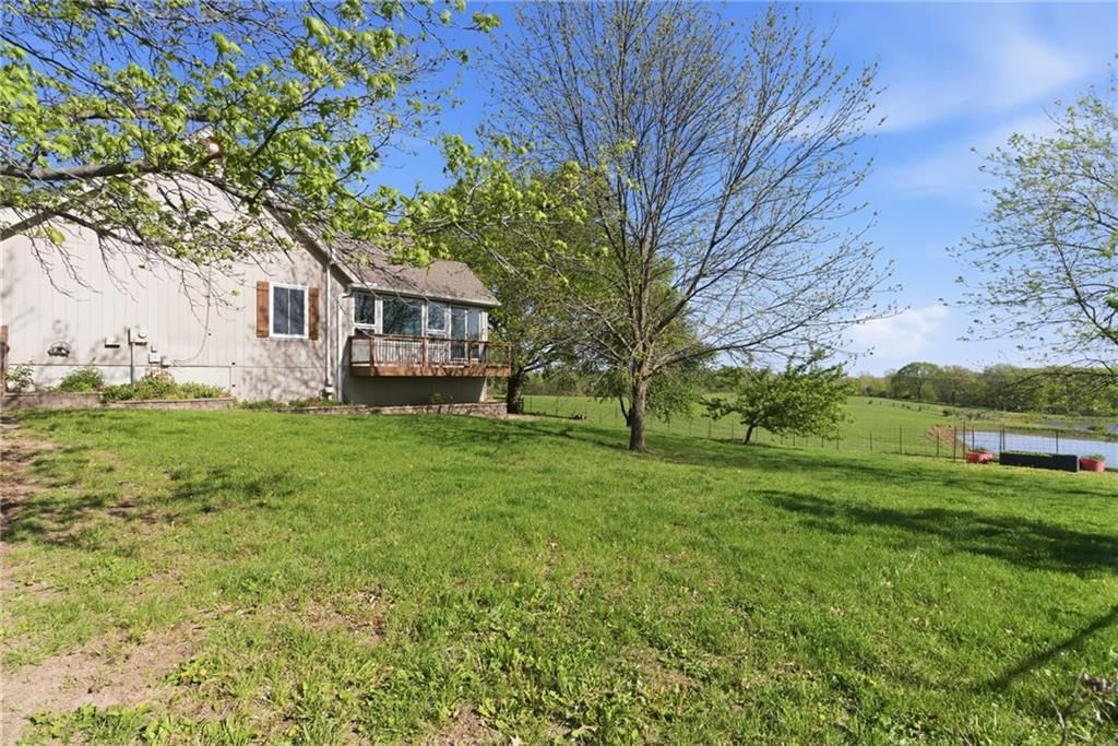 3910 Carter Drive — photo 23
