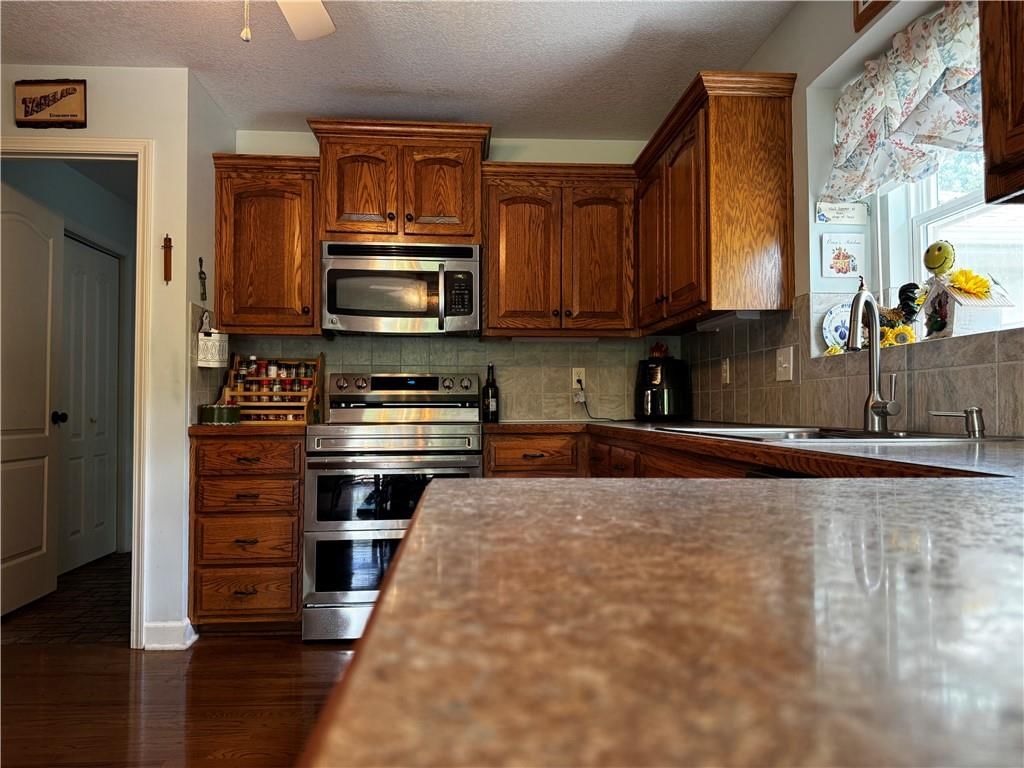 714 Ridge Crest Drive — photo 17