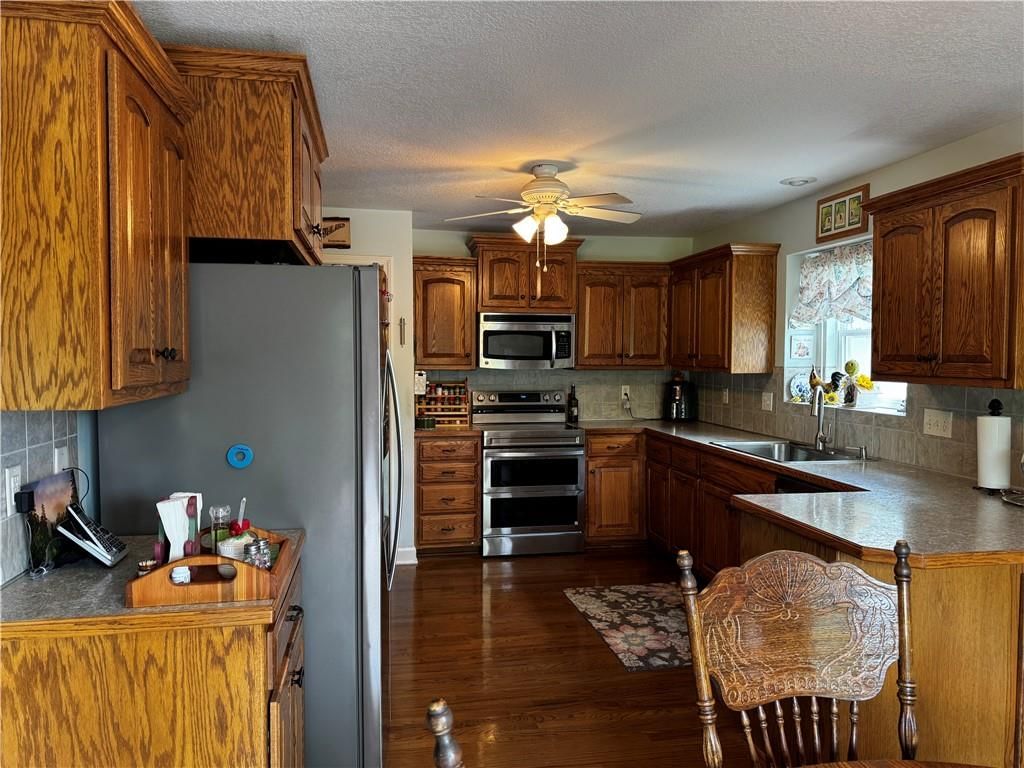 714 Ridge Crest Drive — photo 18