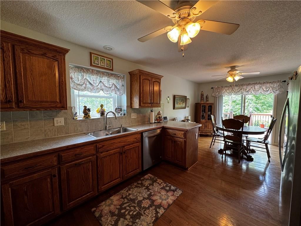 714 Ridge Crest Drive — photo 20