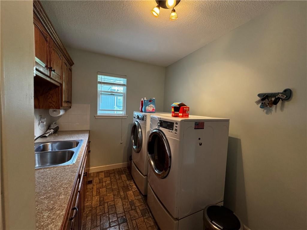 714 Ridge Crest Drive — photo 21