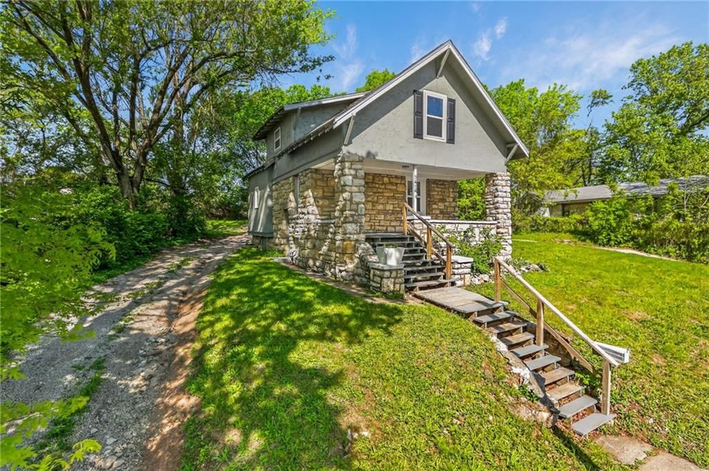 5424 Bellefontaine Avenue — photo 3