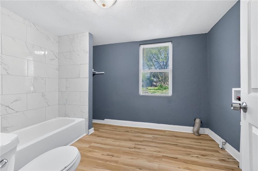 5424 Bellefontaine Avenue — photo 18