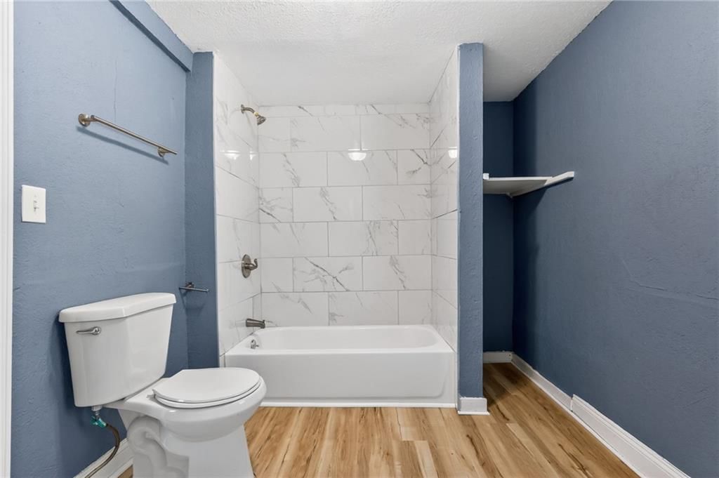 5424 Bellefontaine Avenue — photo 19