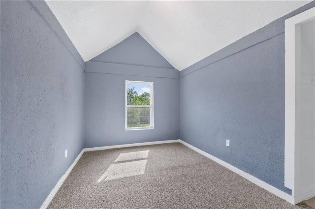 5424 Bellefontaine Avenue — photo 25