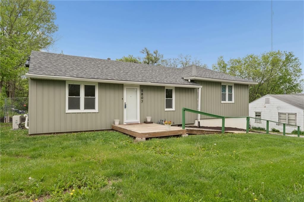 5807 Bennington Avenue, Kansas City, MO