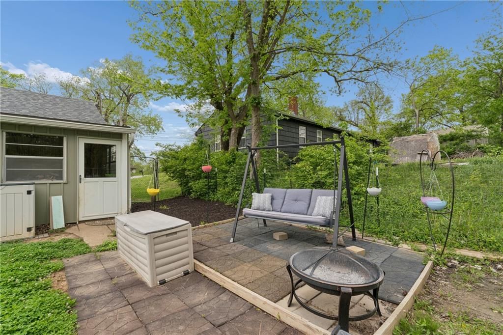 5807 Bennington Avenue — photo 34