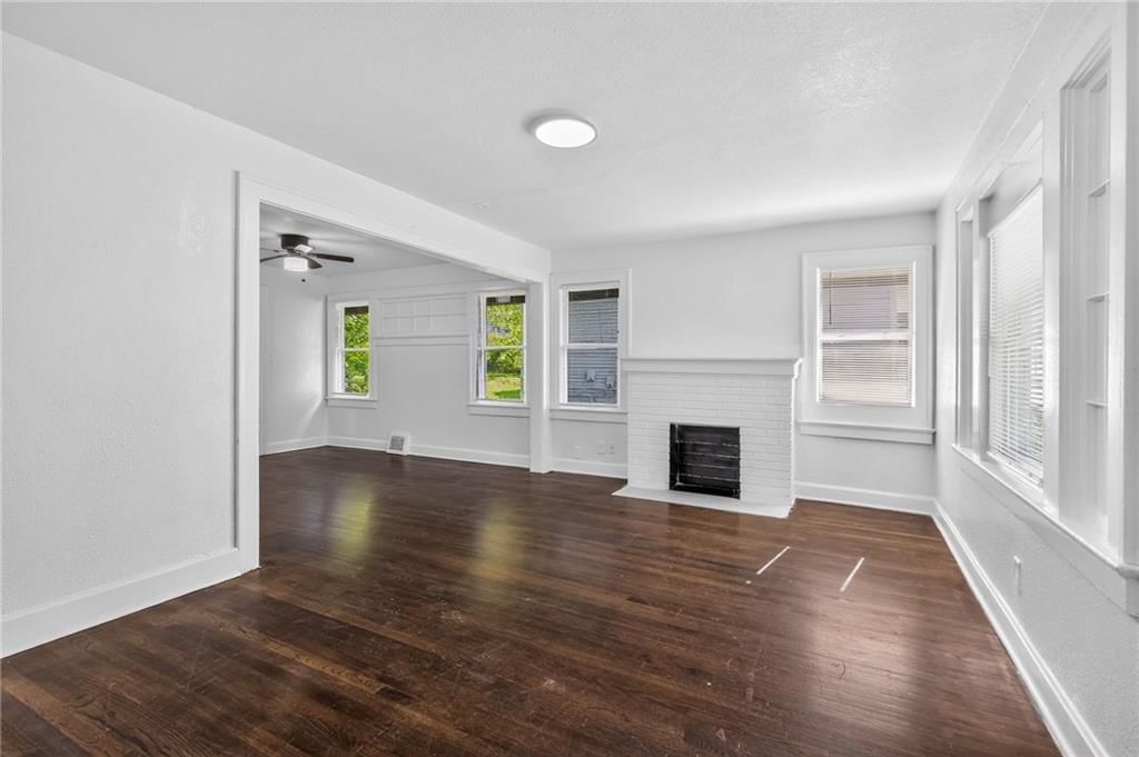1308 E 59th Street — photo 5