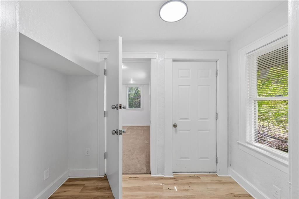 1308 E 59th Street — photo 13