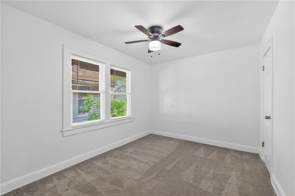 1308 E 59th Street — photo 21